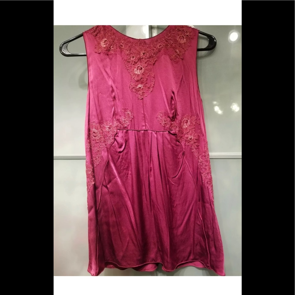 Dolce and Gabbana burgundy lace embroidered top